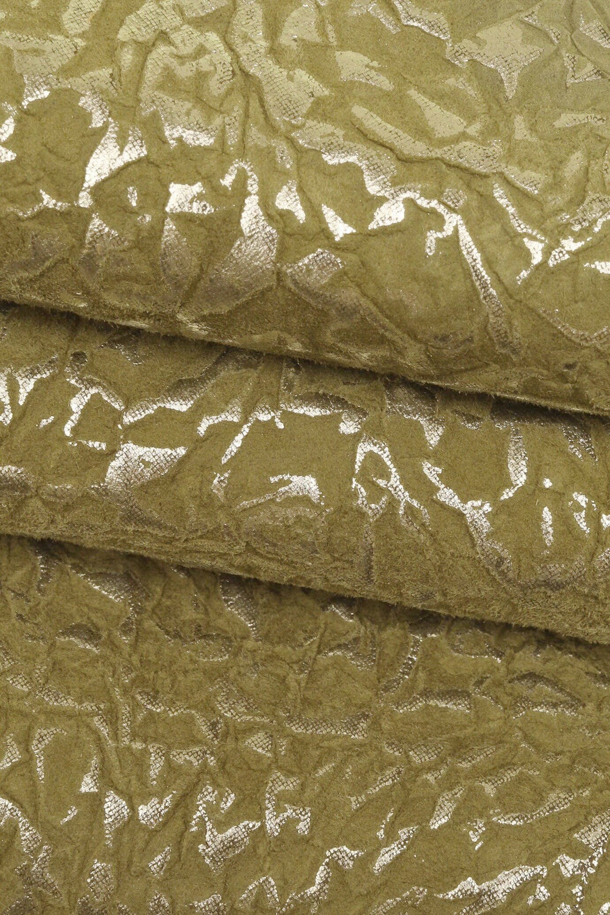 Raised print goatskin leather, green beige metallic stamped skin, bright embossed nubuck goat B15999-MT(ST) La Garzarara