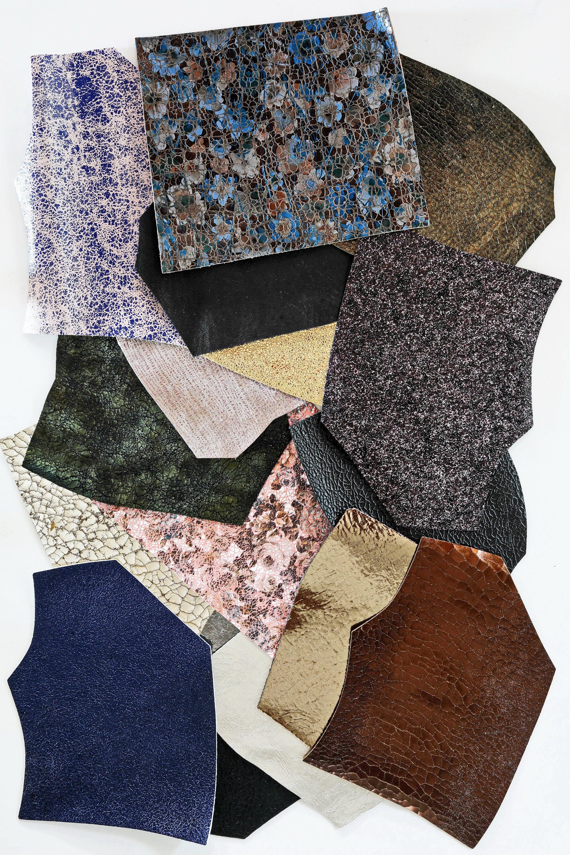 Cracked Leather Scraps, Foil Effect Pieces, Printed Crackled Offcuts for Jewelry and Small Crafts 0.300 kg B1501-RC La Garzarara