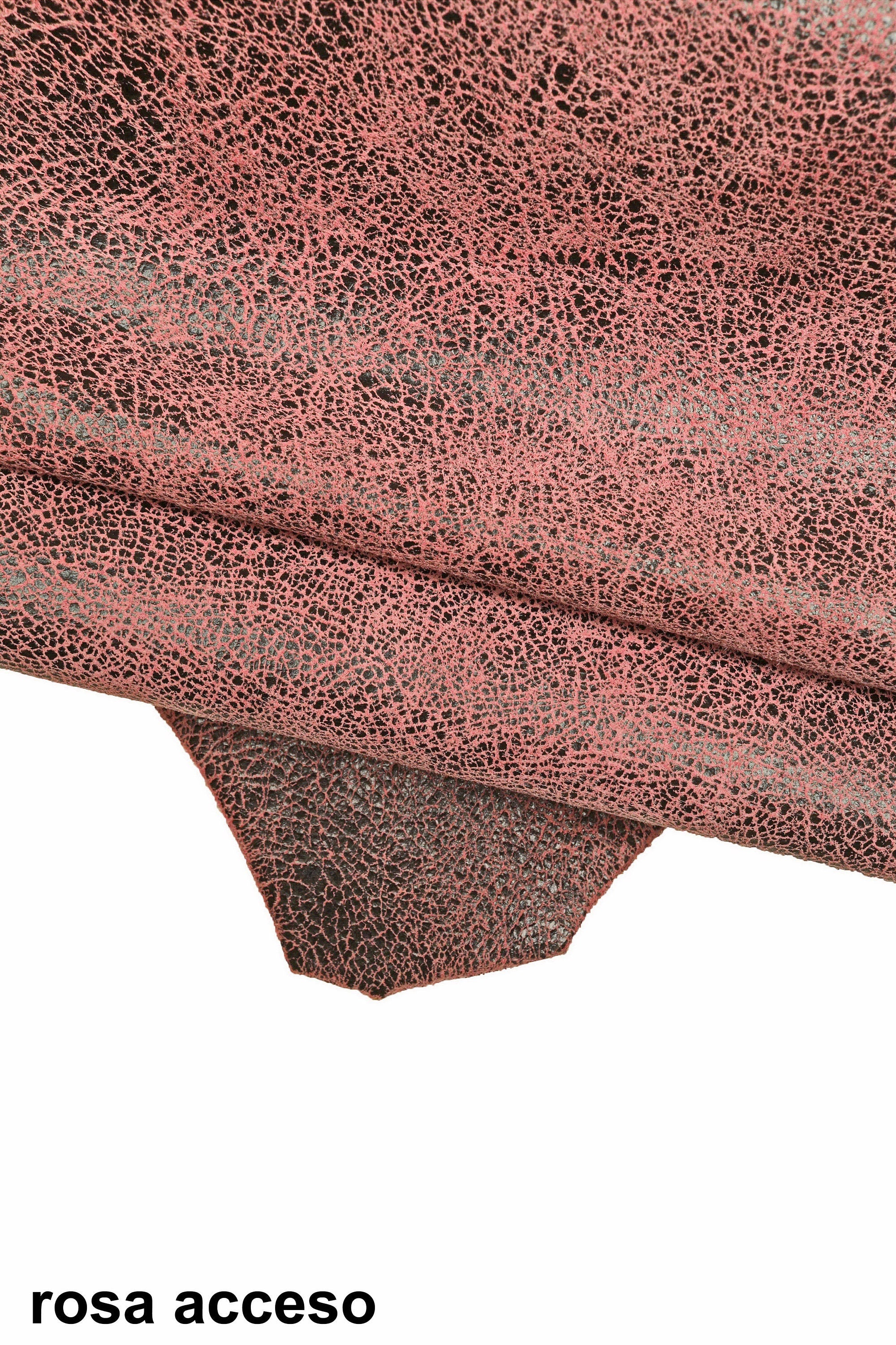 Crackle leather hide distressed texture, vintage effect leather skin for bags and accessories B16121-ST La Garzarara