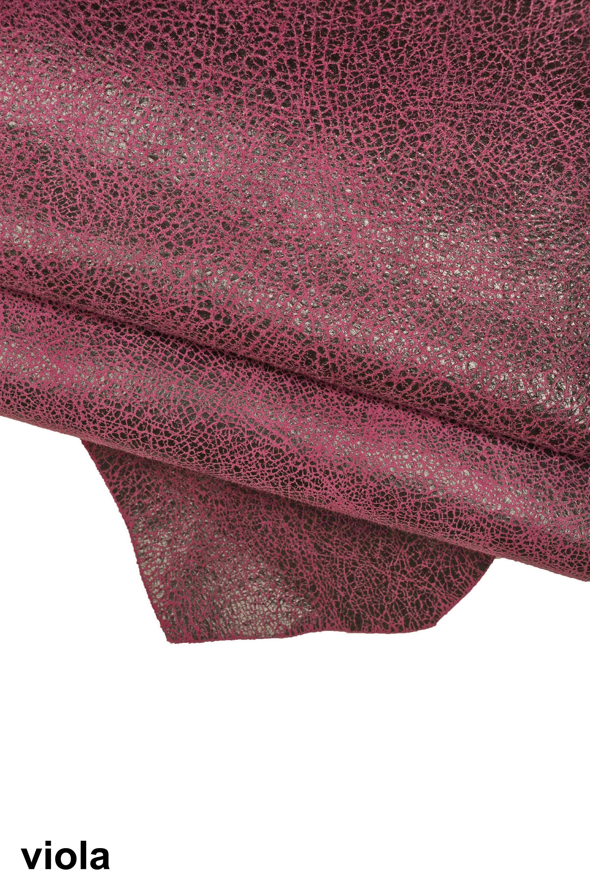Crackle leather hide distressed texture, vintage effect leather skin for bags and accessories B16121-ST La Garzarara