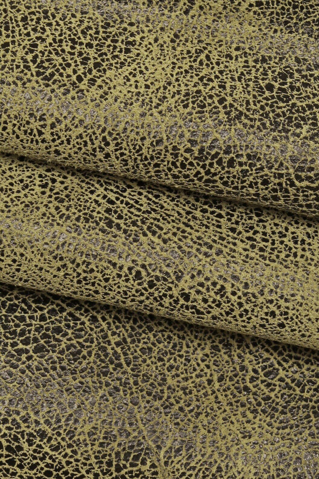 Army green, red, brown CRACKLE printed leather skin, soft textured suede goatskin, crack pattern on skin B16128-ST La Garzarara