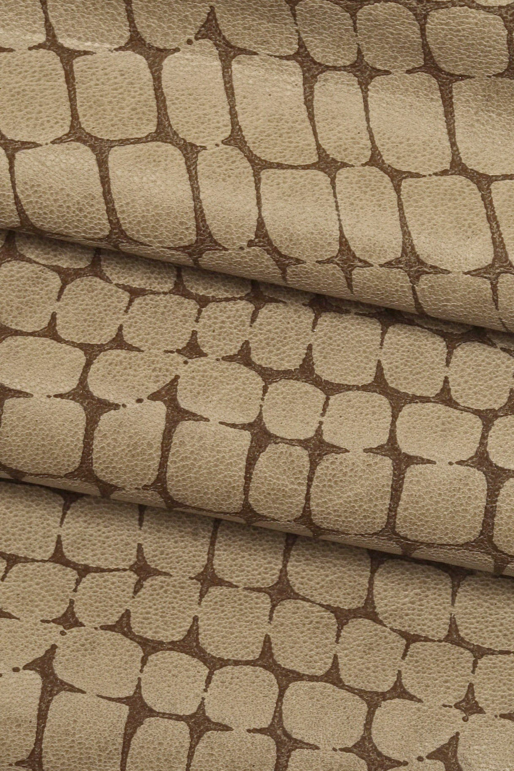 CROCODILE printed leather skin, brown, grey, beige sporty vintage goatskin, soft croc embossed hide B16152-VT La Garzarara