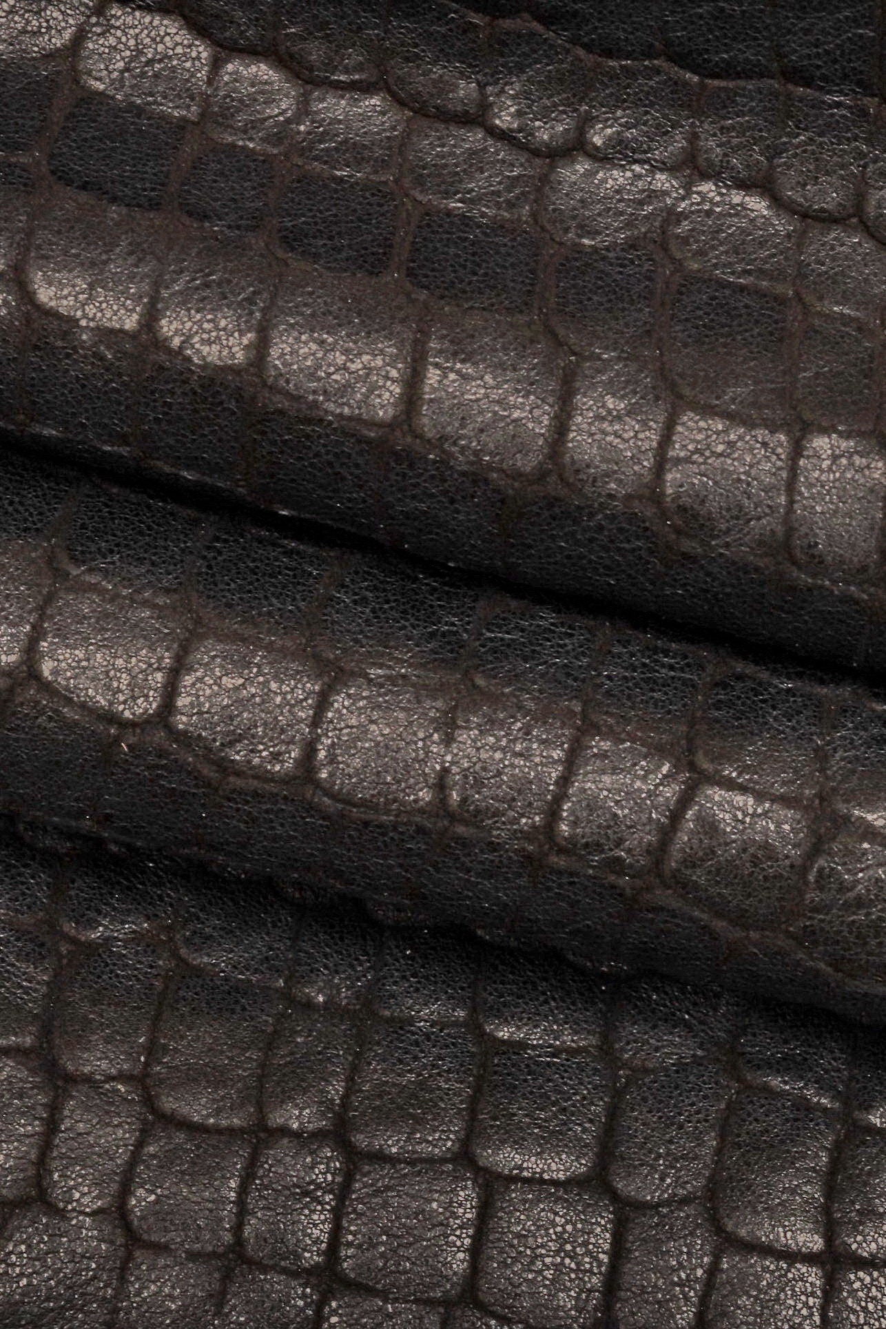 CROCODILE embossed goatskin leather – BLUE, green or beige – soft washed hide for crafts, bags & upholstery – LaGarzarara B16157-VT