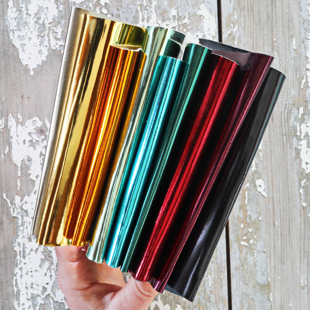 Metallic Mirror Leather Scraps, Glossy Reflective Pieces, Mixed Color Offcuts for Accessories and Crafts0,7 lbs/300g 6x5"/15x12 cm B1527