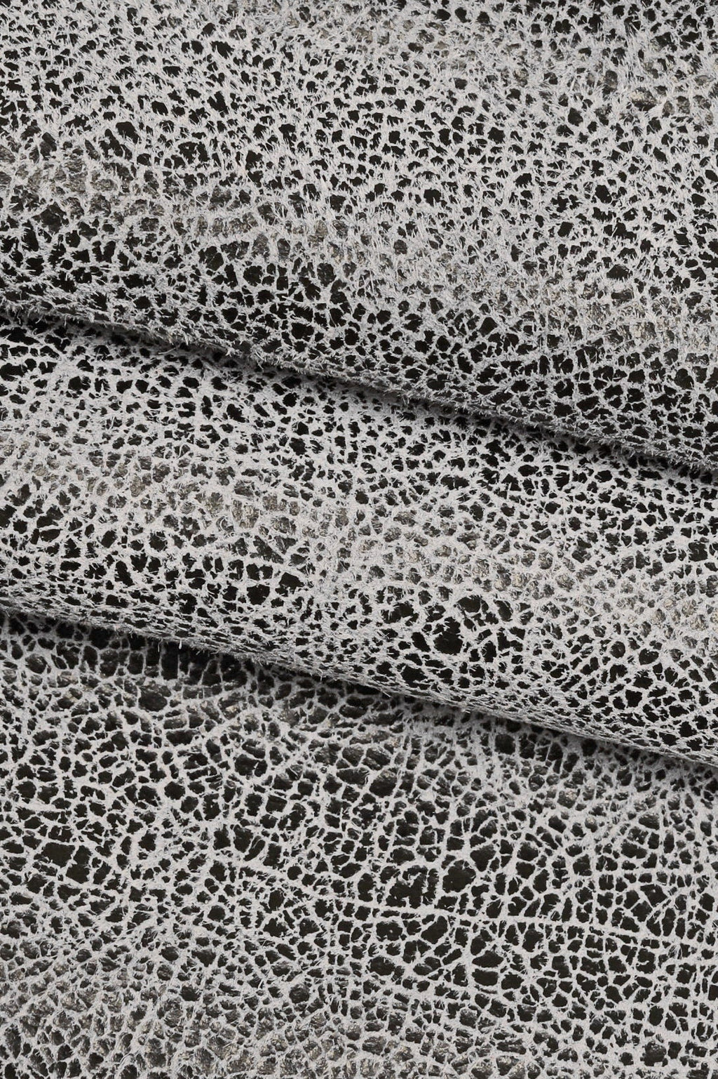 CRACKLE printed leather skin, greyish green, purple, grey soft textured suede goatskin, crack pattern on skin B16125-ST La Garzarara