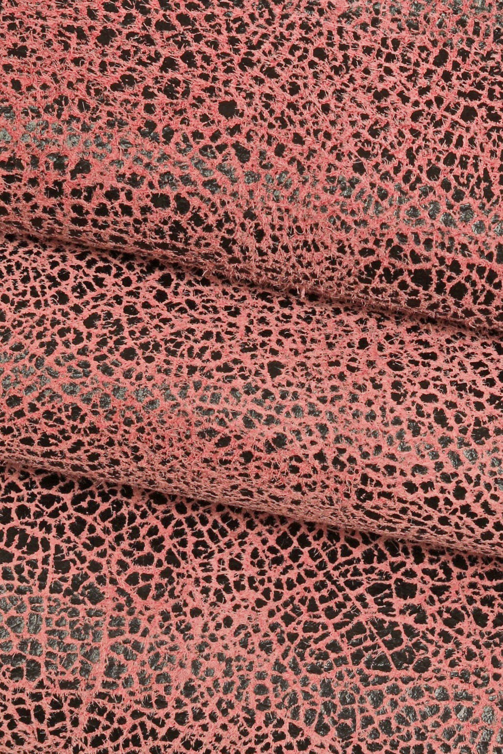Crackle leather hide distressed texture, vintage effect leather skin for bags and accessories B16121-ST La Garzarara
