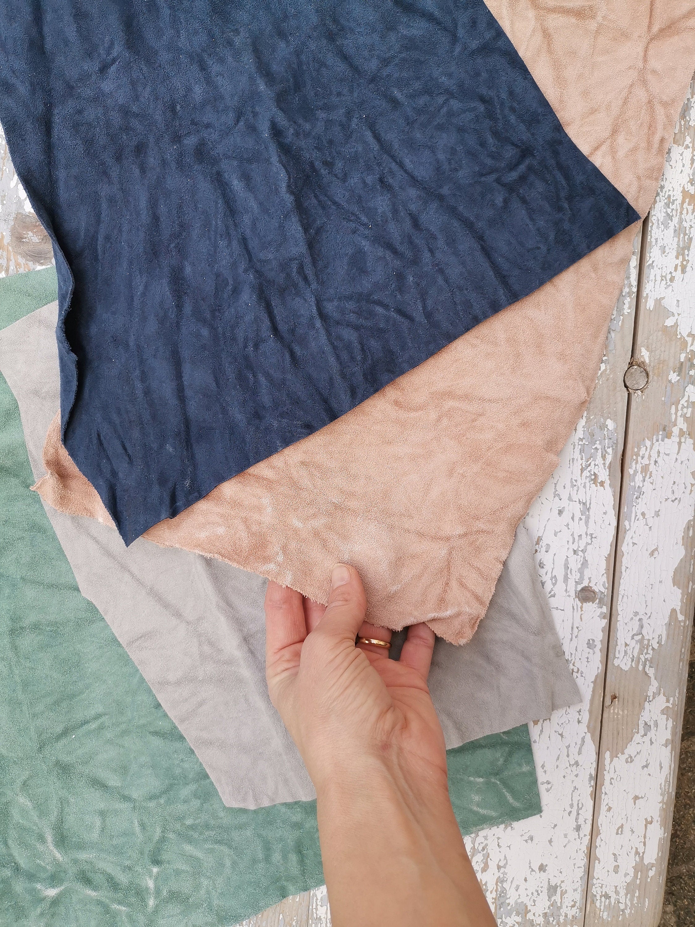 Suede crinkled leather scraps, 7 suede remnants wrinkled effect, pastel colors palette as per picture RT134 La Garzarara