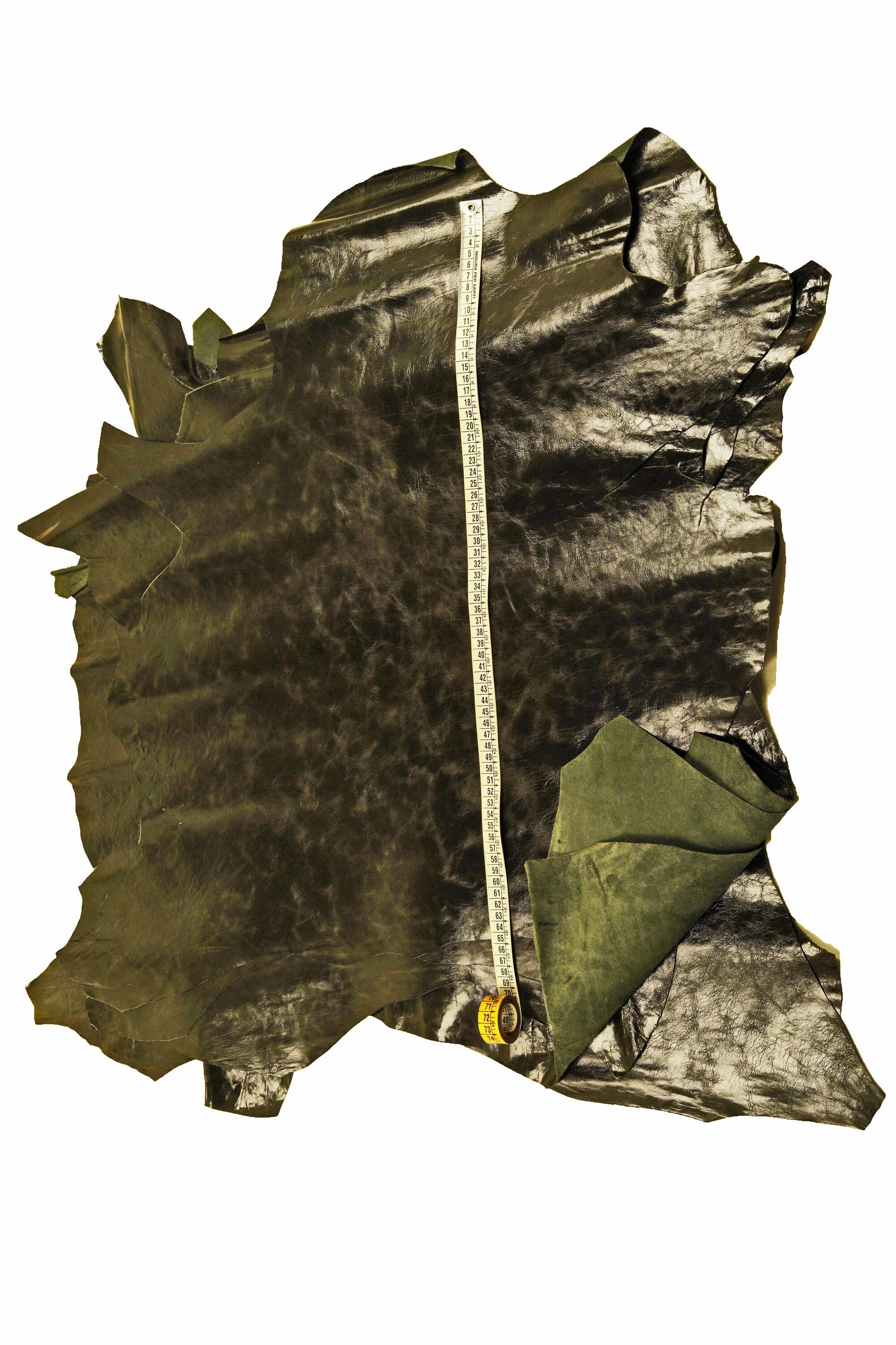 Dark green leather skin, glossy wrinkled goatskin, distressed sporty vintage hide, 0.7 - 0.8 mm B16363-VT La Garzarara