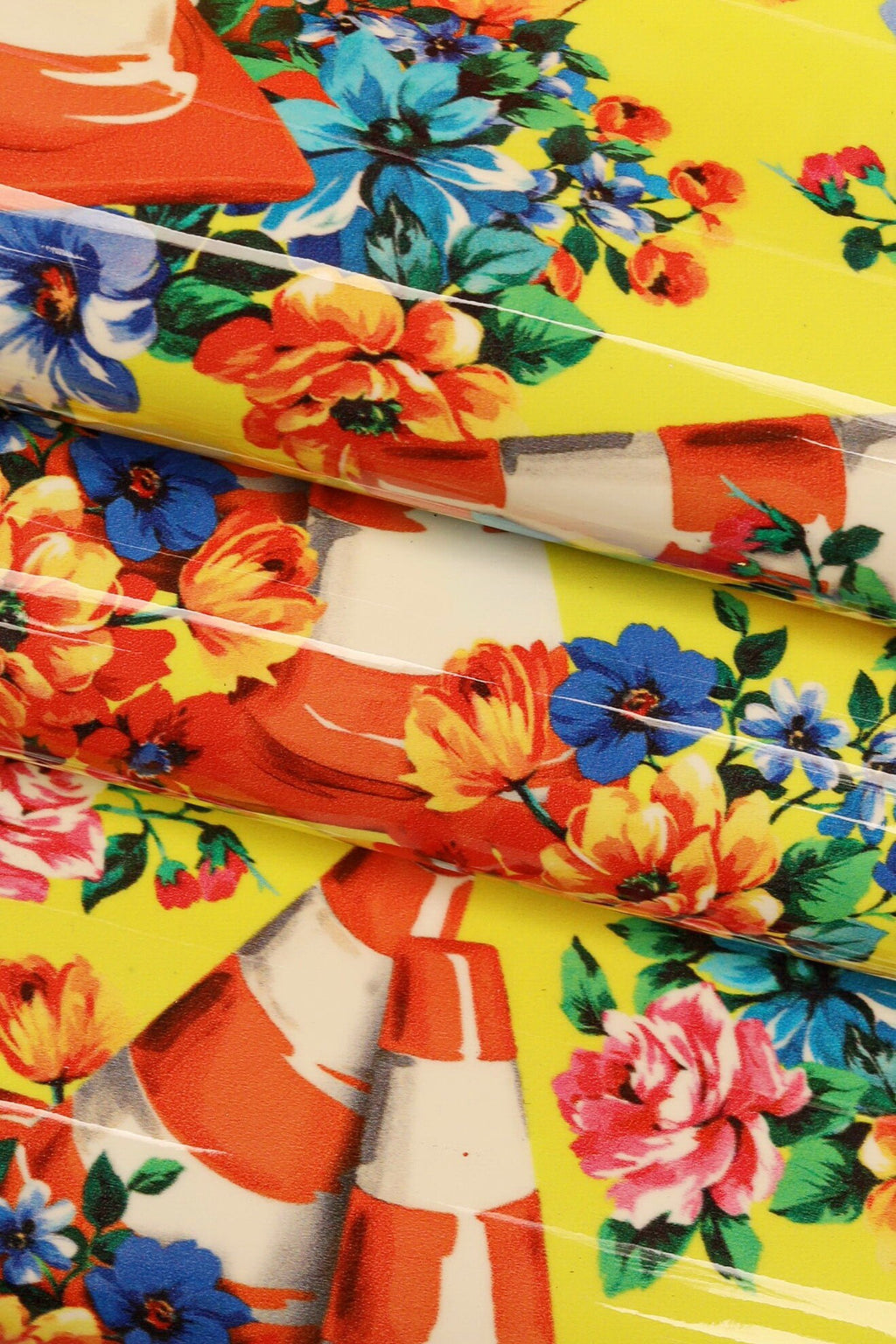 MULTICOLOR FLORAL leather hide, yellow patent cowhide with floral print and cones, glossy calfskin, 1.0-1.2mm B16260-ST La Garzarara