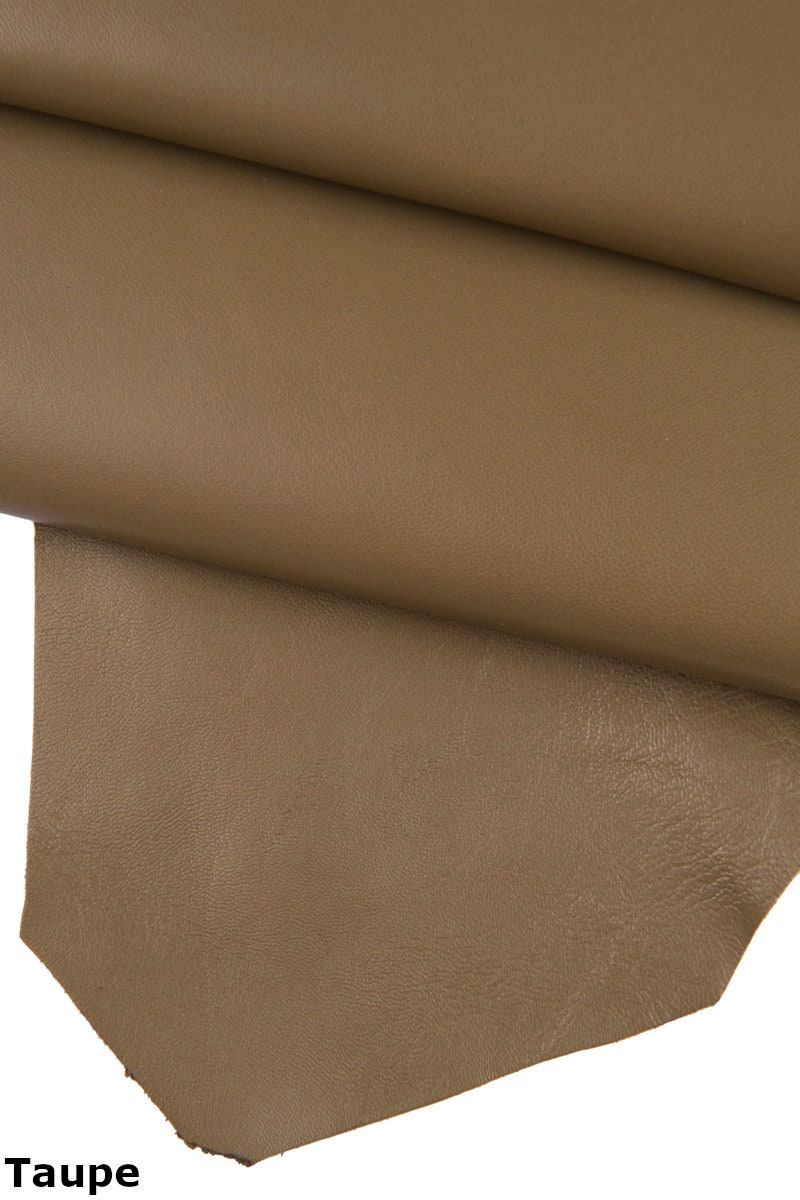 Soft lambskin nappa leather skin hide taupe beige light brown, extra supple sheep leather for garments accessories B14790-TU La Garzarara