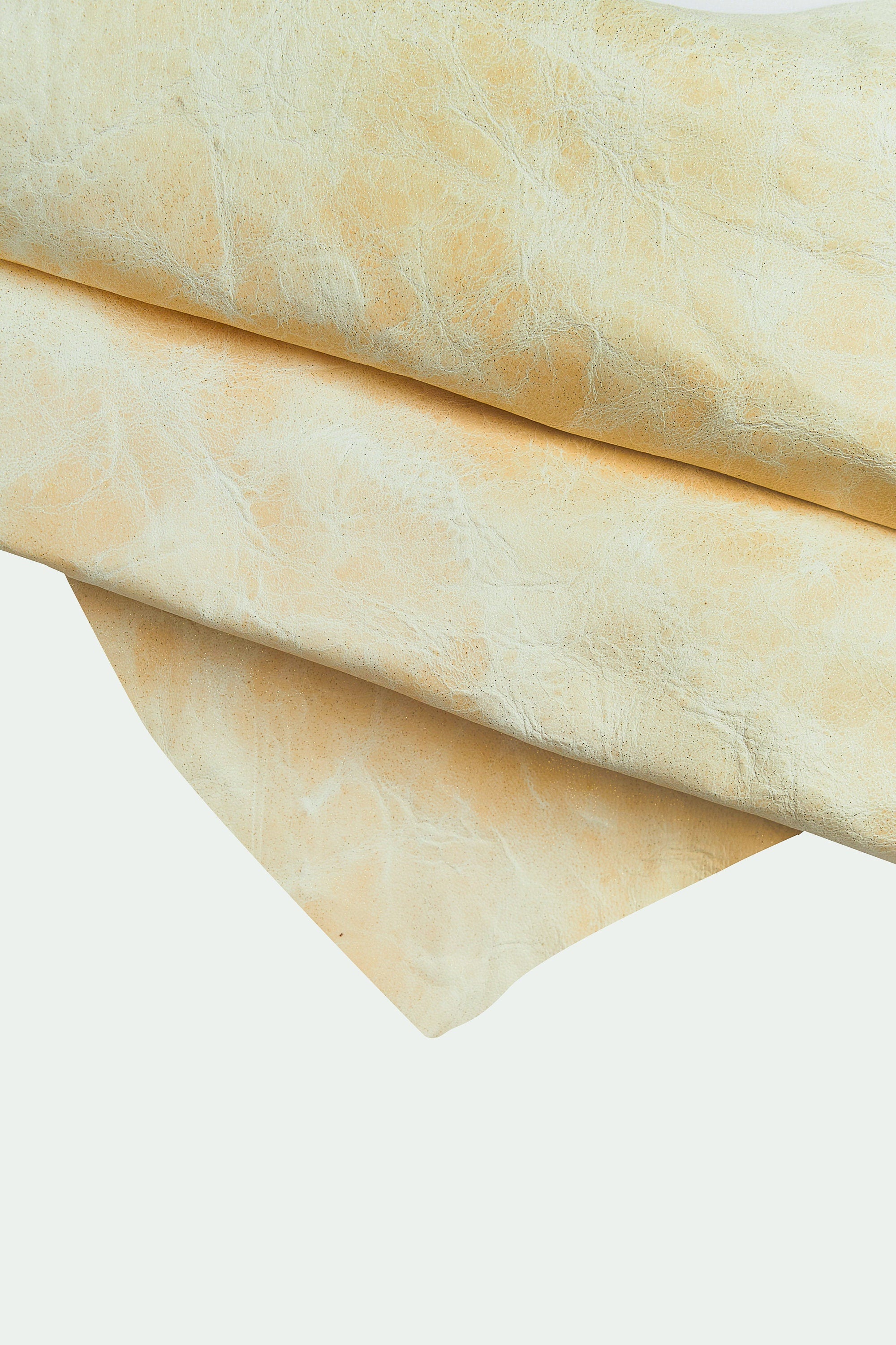White milk distressed leather skin, pull up wrinkled glittered sheepskin, vintage cream soft skin 0.7 - 0.9 mm B16509-VT La Garzarara