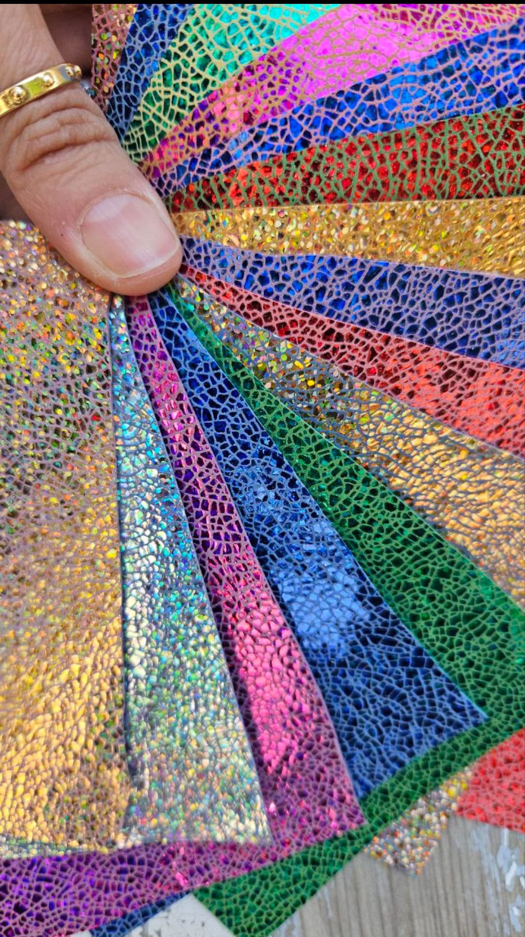 Rainbow Leather Scraps, Metallic Crackled and Iridescent Remnants, Random Shimmer Offcuts for Jewelry6x5" / 15x12 cm RT217 La Garzarara