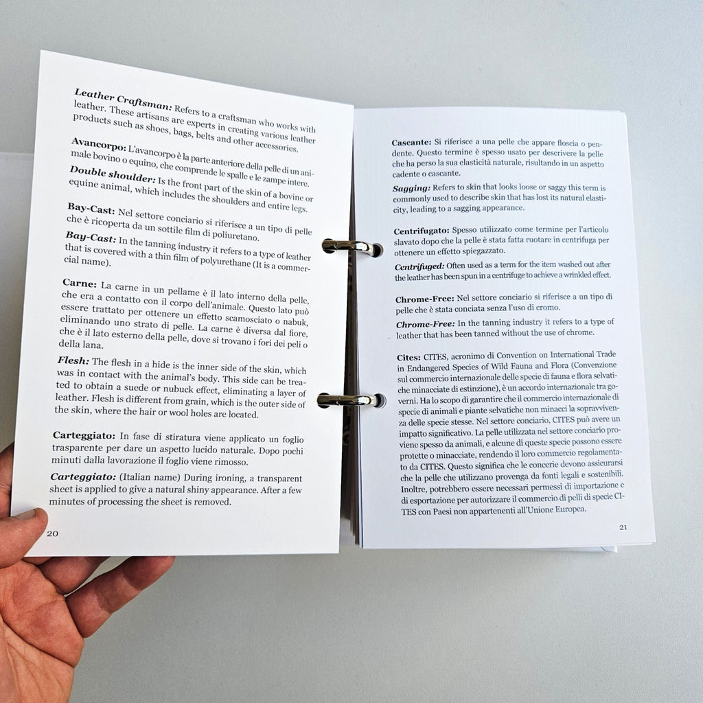 Tactile Leather Book, Real Leather Samples and Leather Guide, Italian English Book for Leathercraft -ENGLISH LANGUAGE-!
