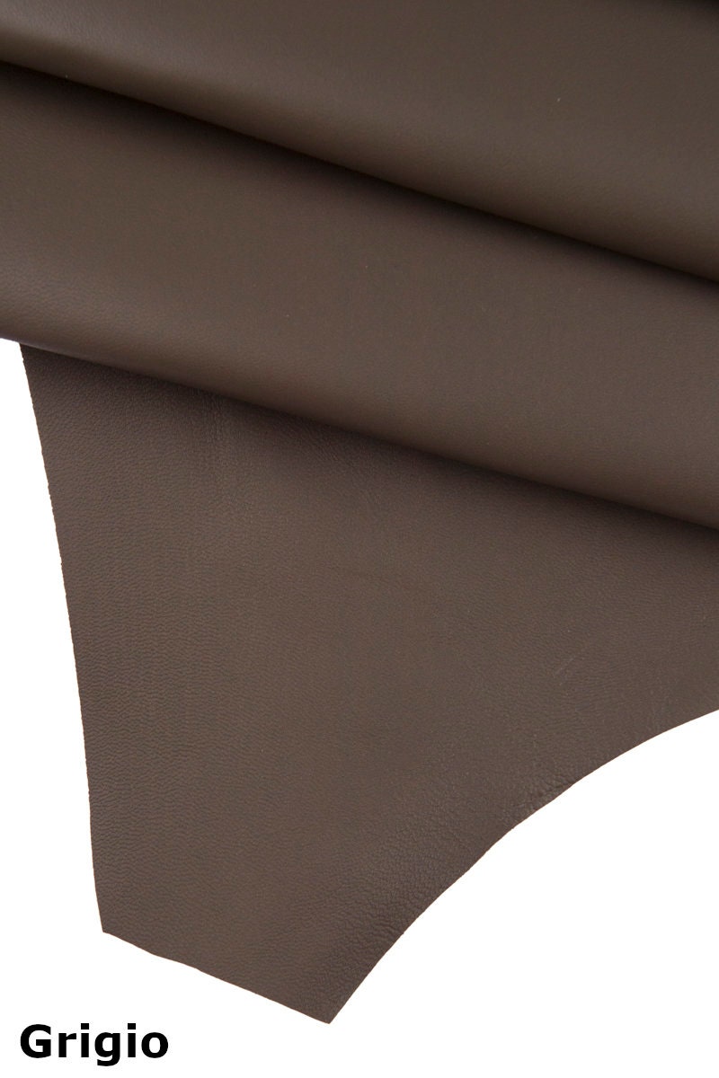 Soft LAMBSKIN NAPPA leather skin hide olive taupe, smooth 0.8-1.0 mm garment leather for jackets B16473-TU La Garzarara