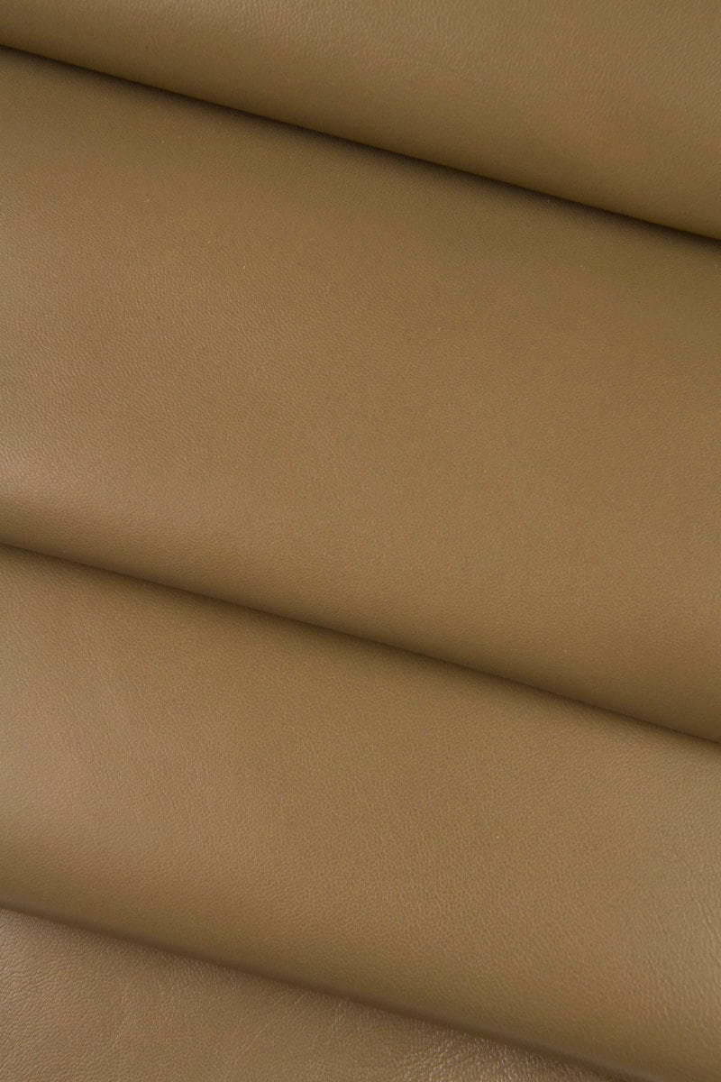 Soft lambskin nappa leather skin hide taupe beige light brown, extra supple sheep leather for garments accessories B14790-TU La Garzarara