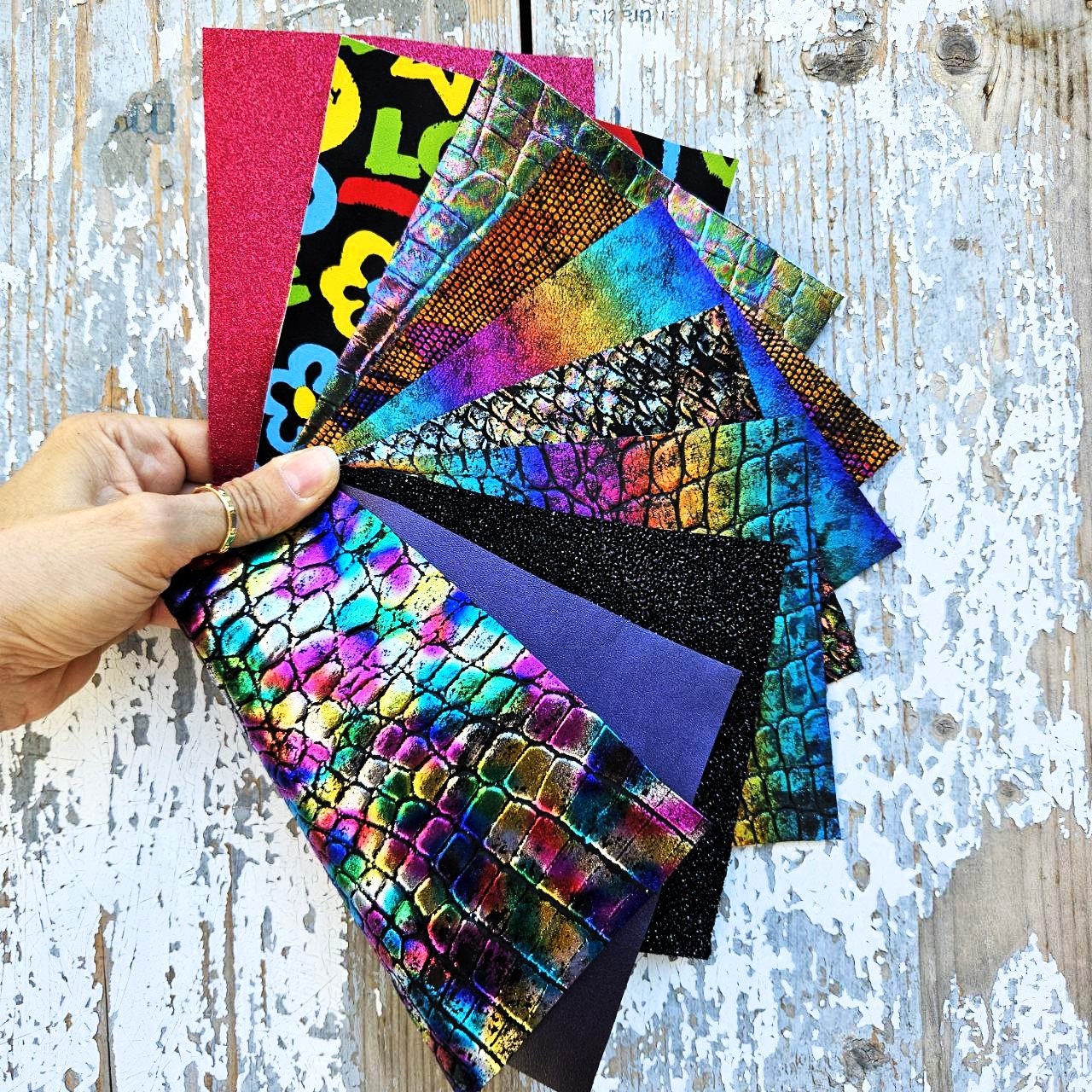 10 Selected leather scraps, printed and foils various, mix selection leather remnants as per pictures RT221 La Garzarara