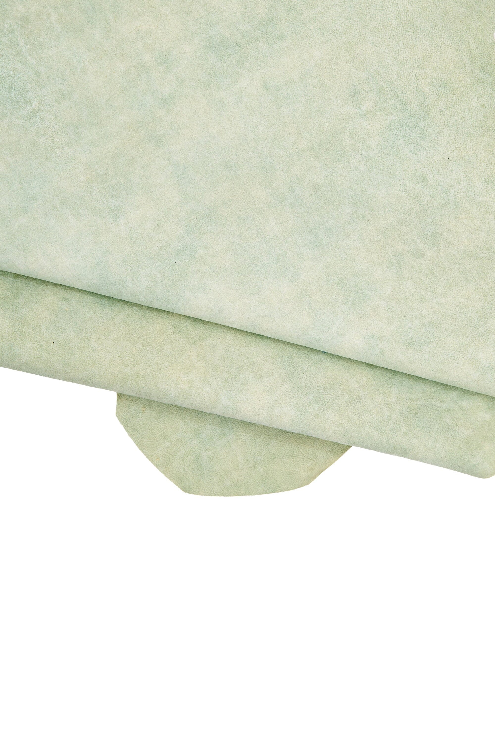 Pastel green tie dye suede goatskin hide, soft leather skin with blended color shading 1.0–1.2 mm B16521-VT La Garzarara