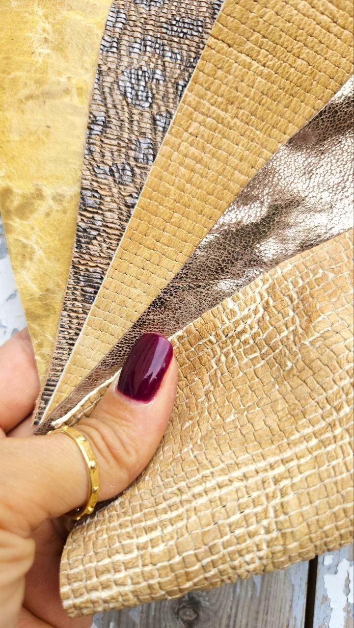 Textured Leather Pieces in Golden Tones, Gold Leather Scraps, Metallic Gold and Champagne Offcuts, RT227
