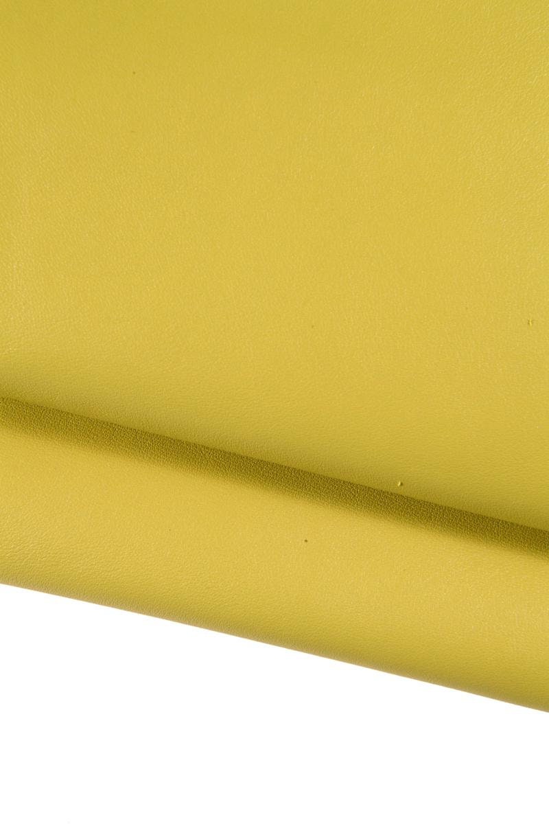Soft mustard yellow cowhide leather hide, supple solid color calf leather 1.0–1.1 mm for bags and accessories, B16894-TU La Garzarara