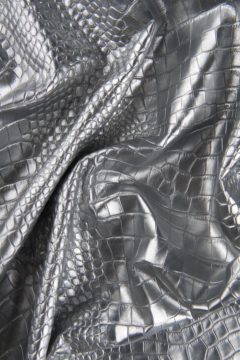 Silver CROCODILE leather hide, metallic croc embossed cowhide, glossy soft metallic cow 0.7 - 0.8 mm B16748-MT La Garzarara