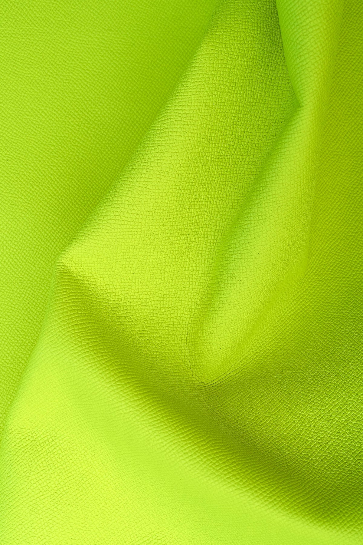 Neon yellow saffiano embossed cowhide leather SKIN hide, glossy calf leather 1.3–1.6 mm for bags and accessories, B16760-TU La Garzarara