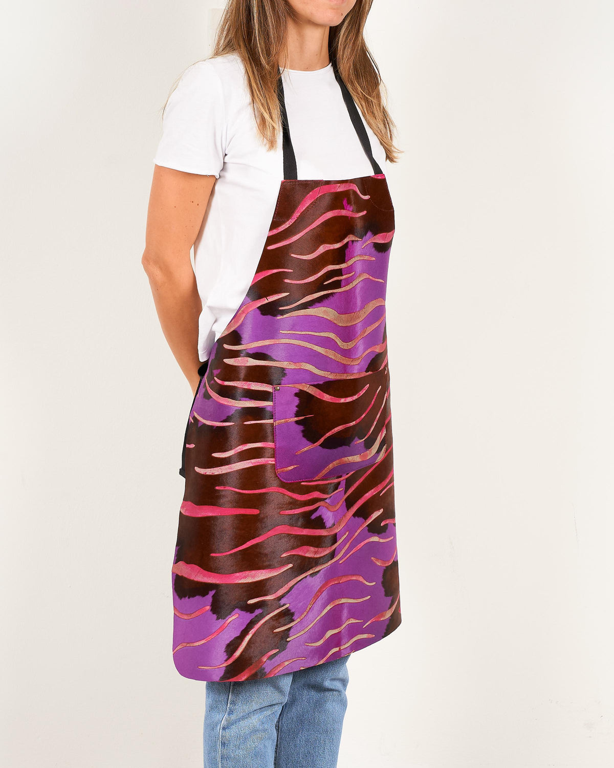 Personalized Leather Apron – Hair on leather Workwear for Chefs, Artists & Craftsmen
