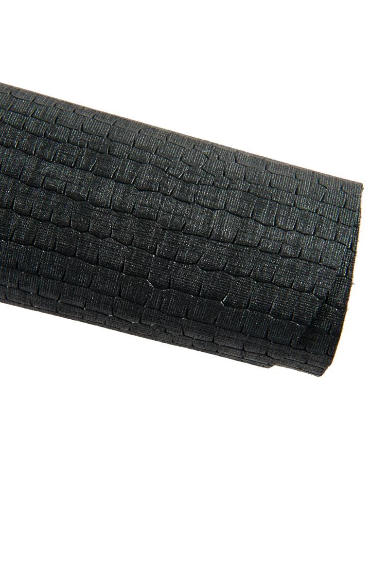 Black crocodile printed leather skin, CROC embossed goatskin, METALLIC carved hide, medium softness B16648-MT(st) La Garzarara