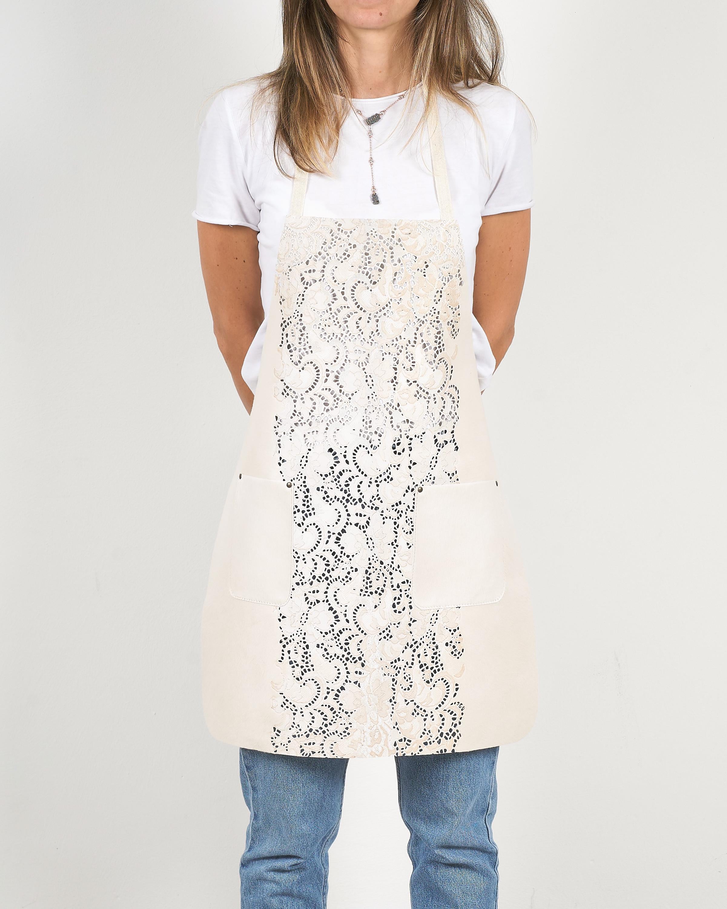Stylish Unisex Hair on Leather apron - Versatile, Elegant, Ideal for Unique Gifts