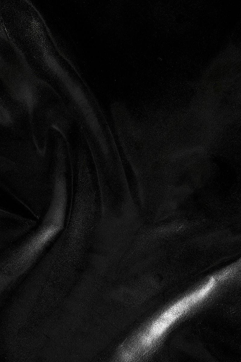 Black Shiny KID Leather Skin, smooth classic goatskin, thin and small size hide 0.5 - 0.6 mm for crafters B17038-TB La Garzarara