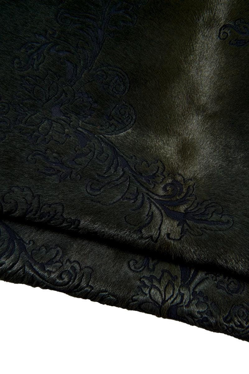 Greenish gray FLORAL textured pony calfskin, flower print on soft fine hair on leather hide B17097-CV La Garzarara