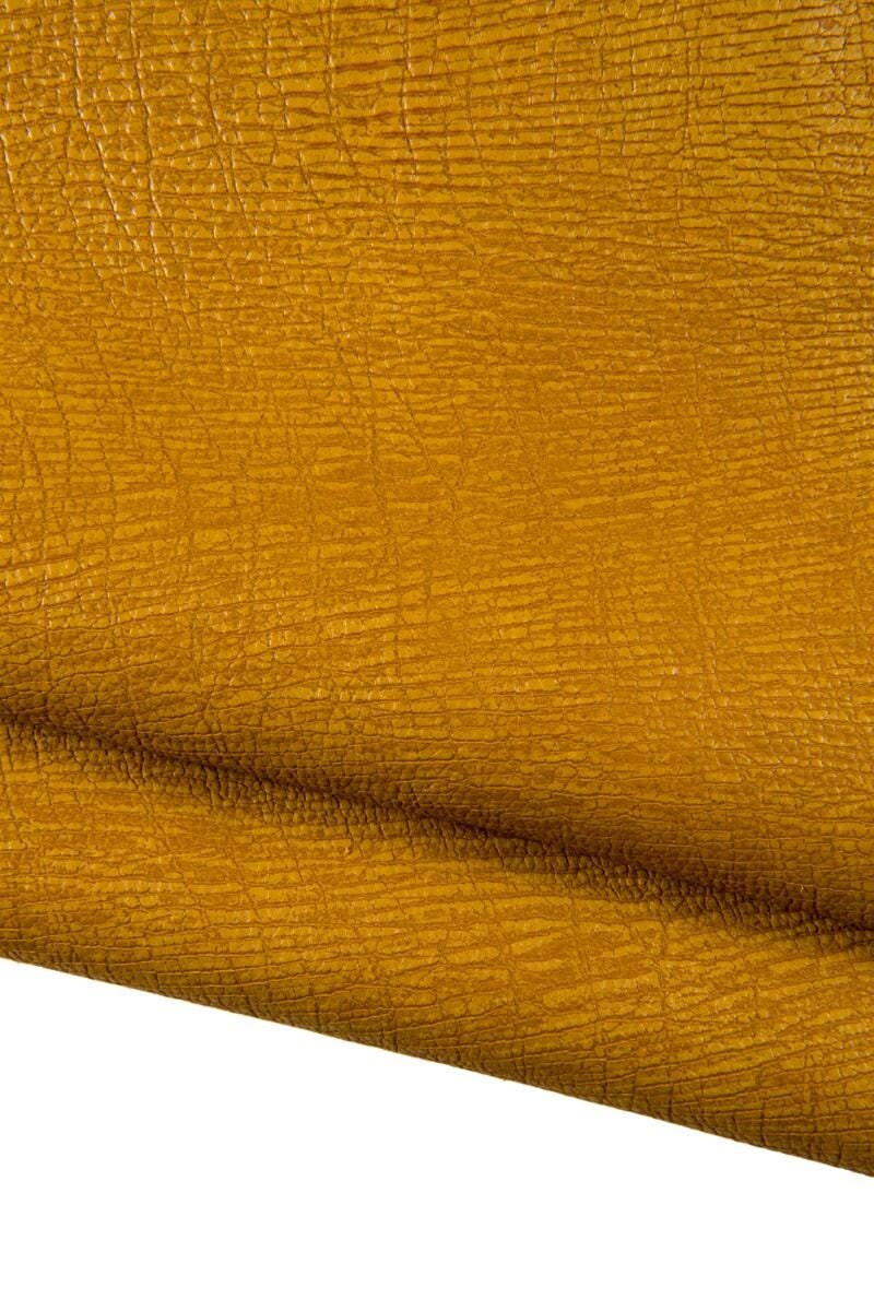 Soft vintage grain calf cognac leather hide, tobacco vintage cowhide, Distressed aged textured leather 1.5–1.7 mm B16983-VT La Garzarara