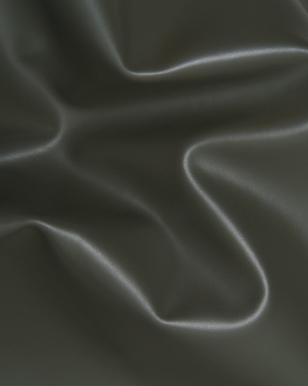 Army green leather hide, glossy full grain cowhide leather, with medium softness, premium cow for bags B17236-TU LaGarzarara