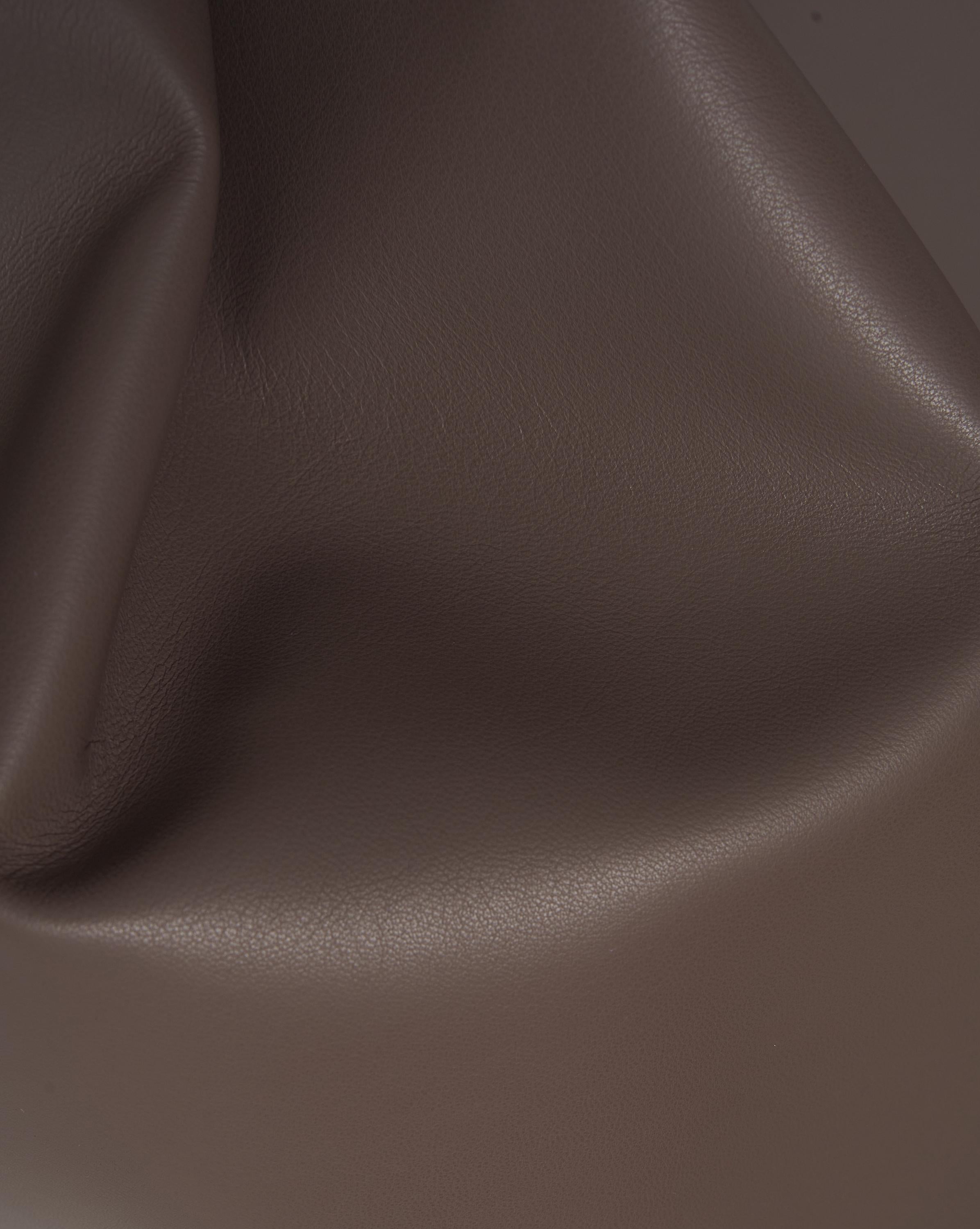 Mud Brown Lambskin Nappa Leather Skin, Thin ultra soft Garment Leather Lightweight Skin, Leather for clothing B17157-TU La Garzarara