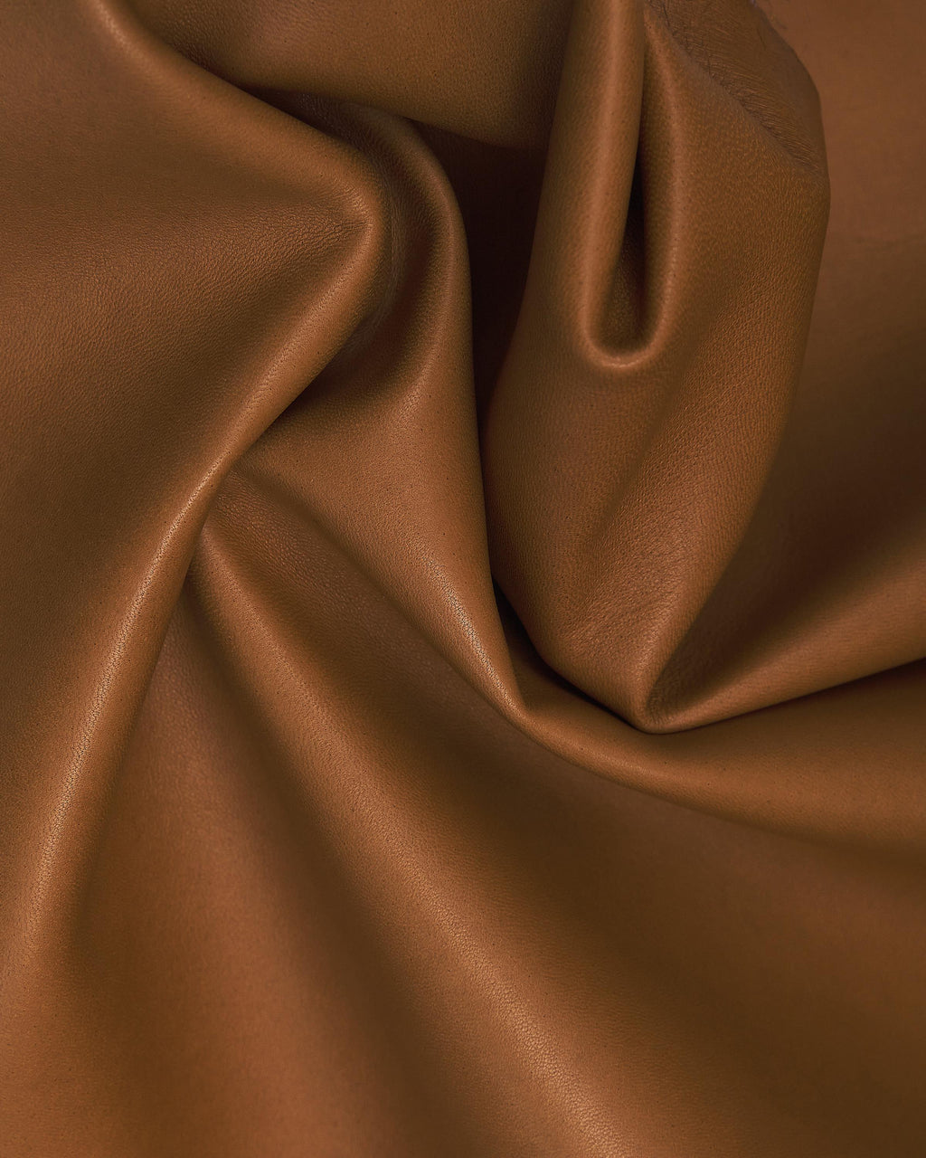 Tan sheepskin NAPPA leather, brown lambskin, smooth silky hide, ideal for bags and leather accessories 1.1 - 1.2 mm B17597-TU La Garzarara