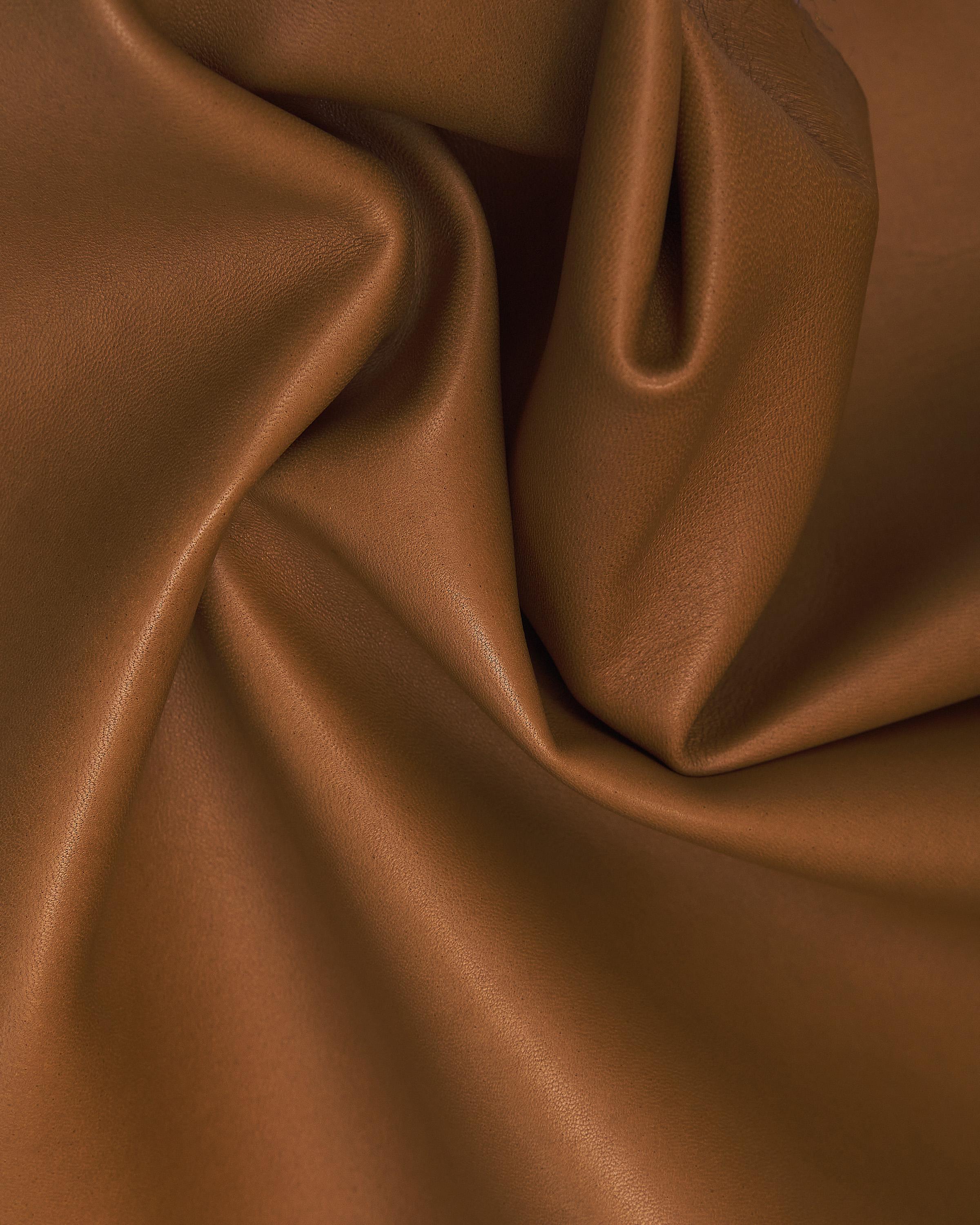 Tan sheepskin NAPPA leather, brown lambskin, smooth silky hide, ideal for bags and leather accessories 1.1 - 1.2 mm B17597-TU La Garzarara