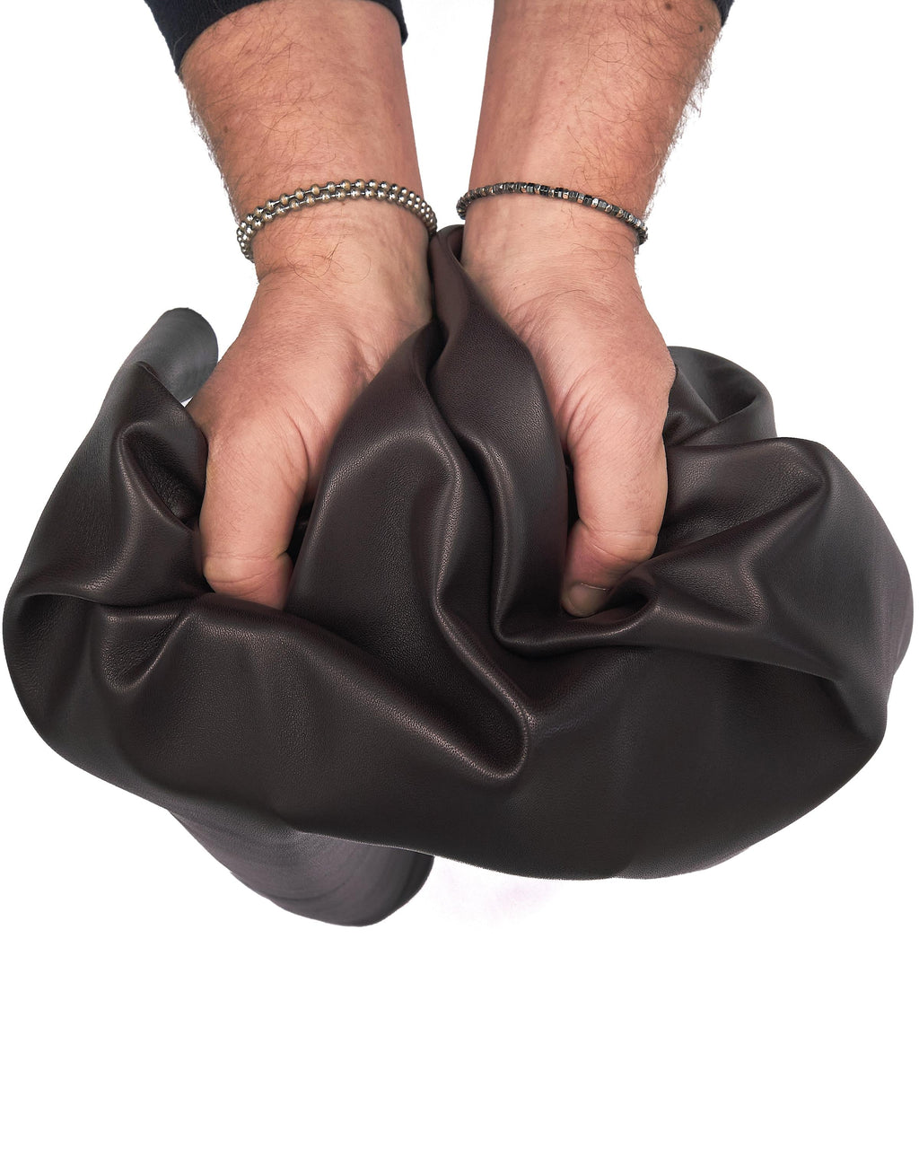 Dark brown NAPPA leather skin for garments, super soft lambskin, smooth sheepskin 0.7 - 0.9 mm B17592-TU La Garzarara