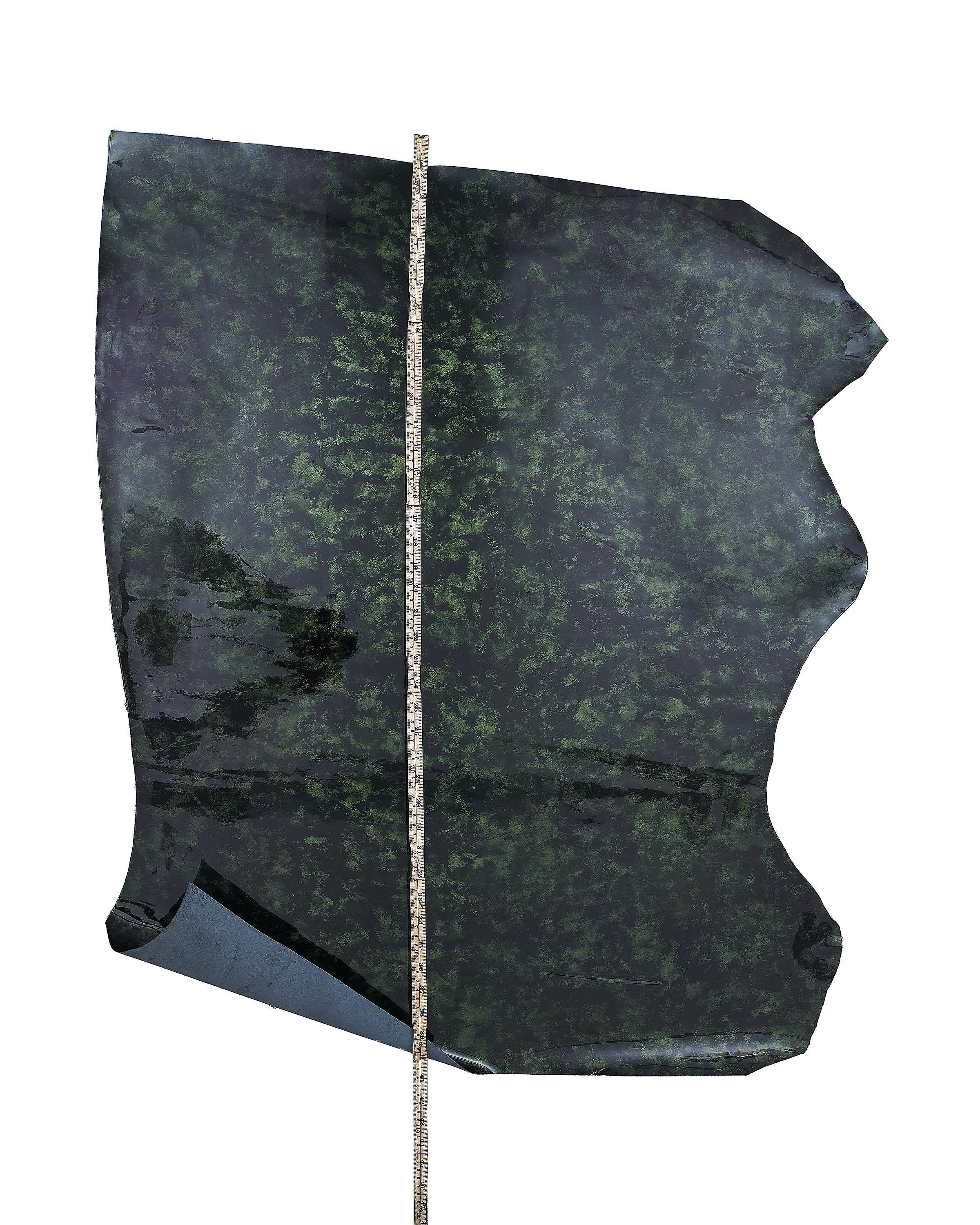 PEARLIZED patent leather hide, green black PRINTED cowhide, luxurious calfskin for hobbyists B17901-ST La Garzarara