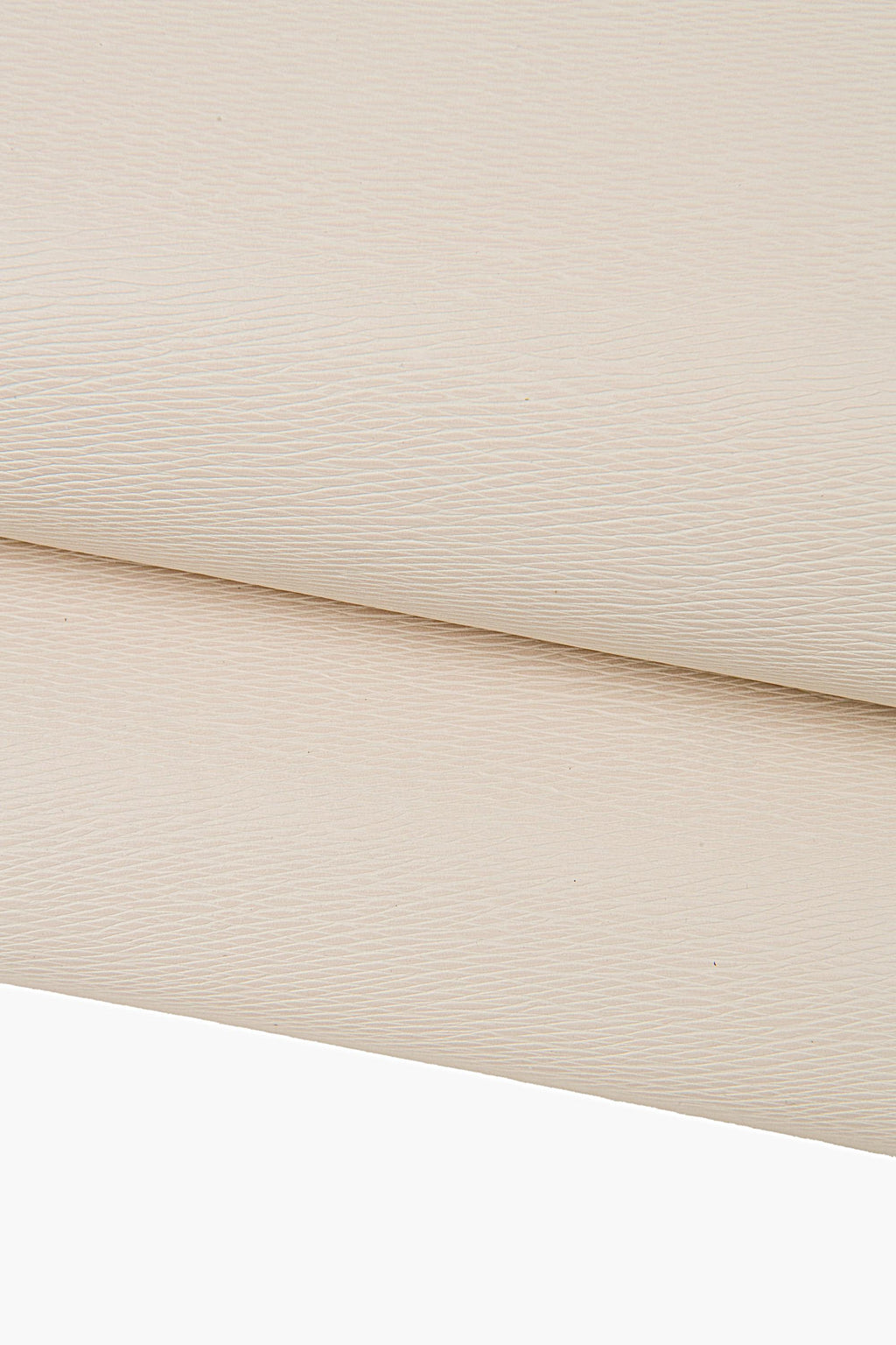 Saffiano Ivory cream leather hide fine grain texture, light beige skin, elegant smooth leather for bags craft B17630-TU La Garzarara
