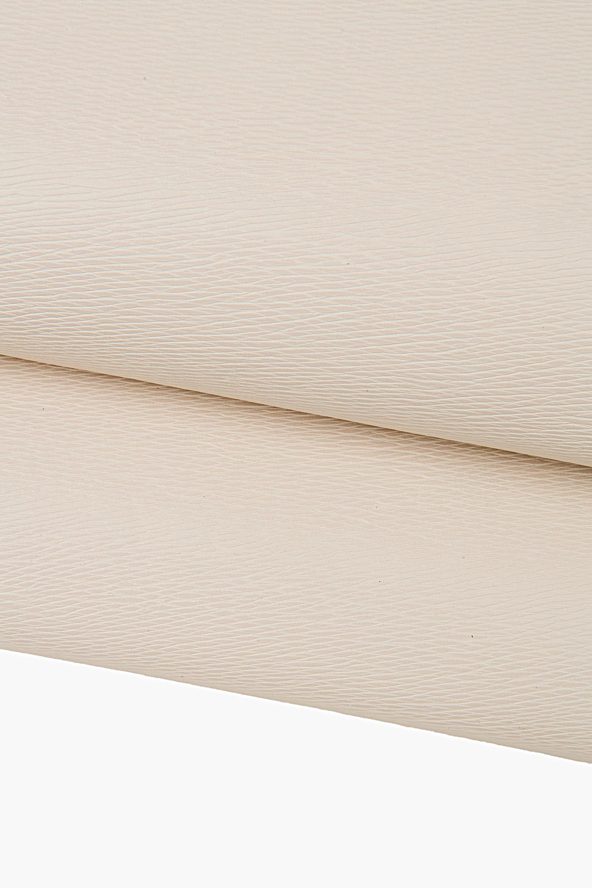 Saffiano Ivory cream leather hide fine grain texture, light beige skin, elegant smooth leather for bags craft B17630-TU La Garzarara