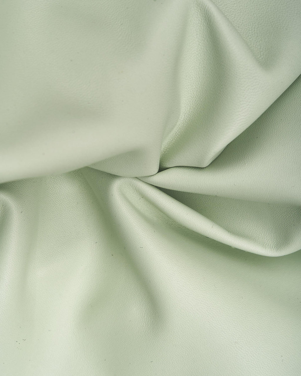 Very soft Nappa lambskin leather, smooth thin supple sheepskins, green hides for garments and diy creations B17602-TU La Garzarara