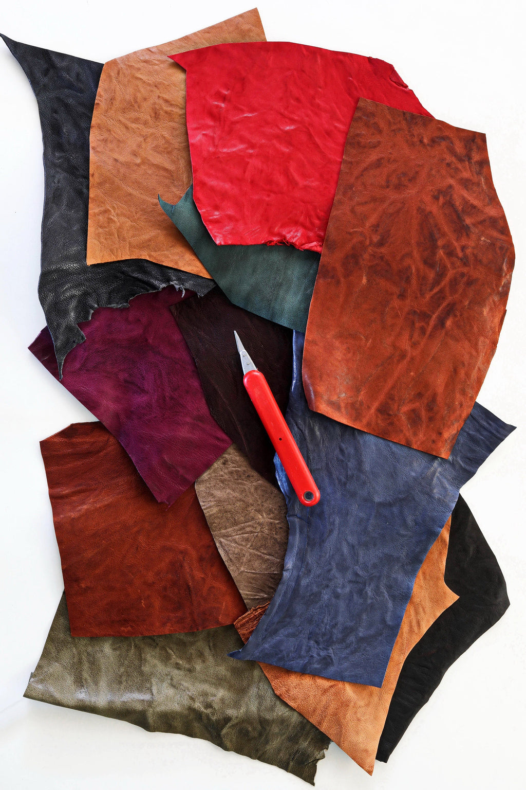 Worn Look Leather Scraps, Aged Offcuts, Washed Wrinkled Finish, Assorted Solid Colors for Creative Projects B1490-RC La Garzarara