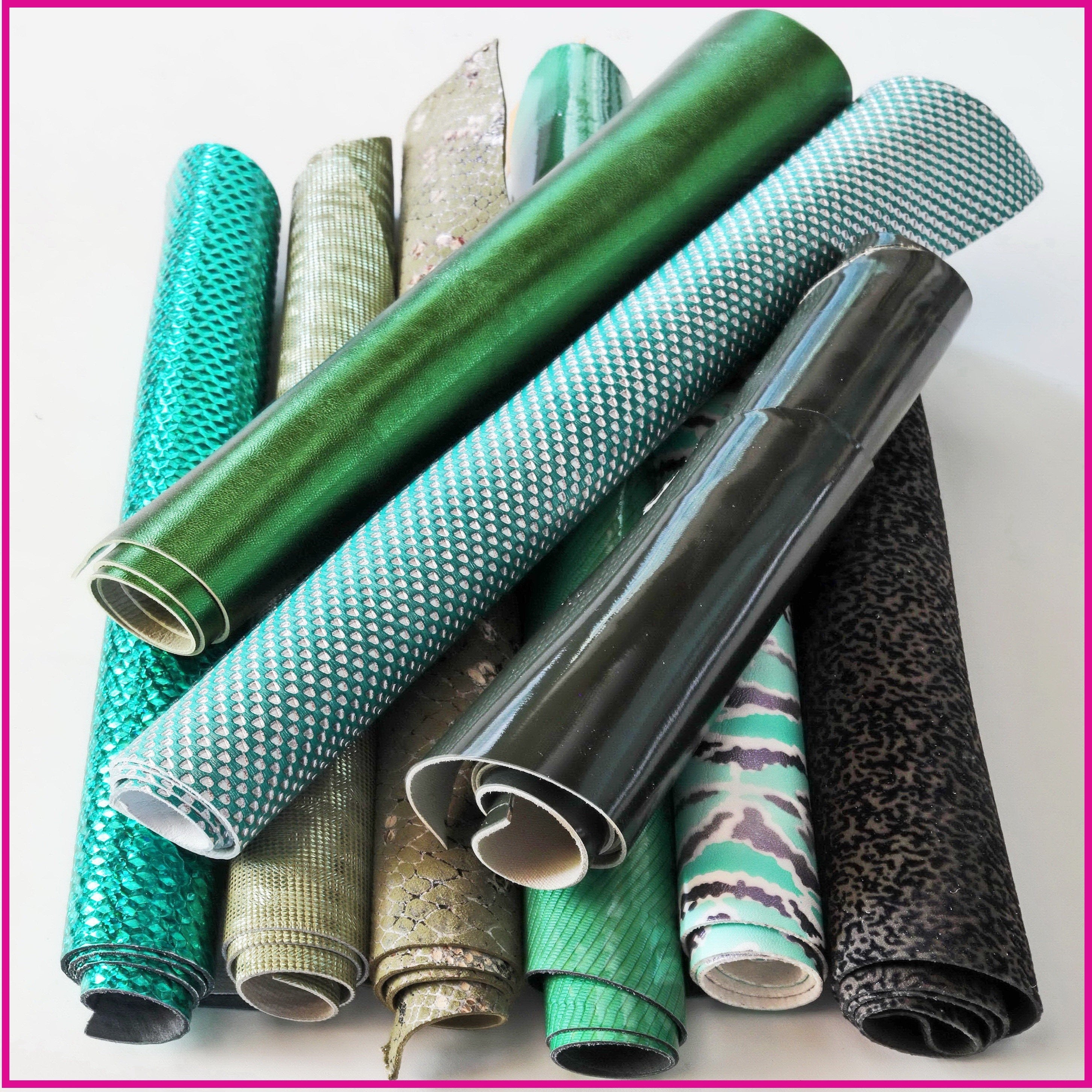 Green leather SCRAPS, random mixed remnants and offcuts, solid colors and patterns, smooth and grained hides 0.5 kg B1300-RC La Garzarara