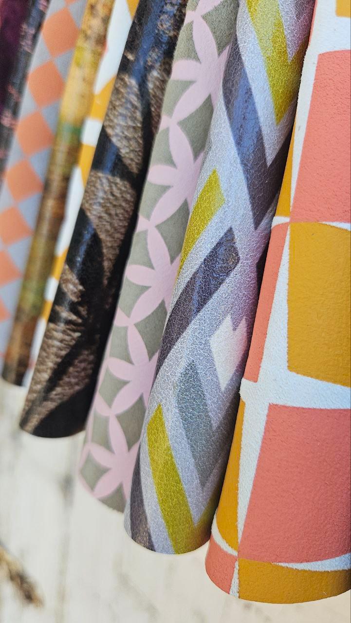 10 Colorful Printed Leather Scraps RANDOM selection, GEOMETRIC and ABSTRACT leather scraps 5x5" / 12x12 cm and 10x8" / 20x25 cm RT340