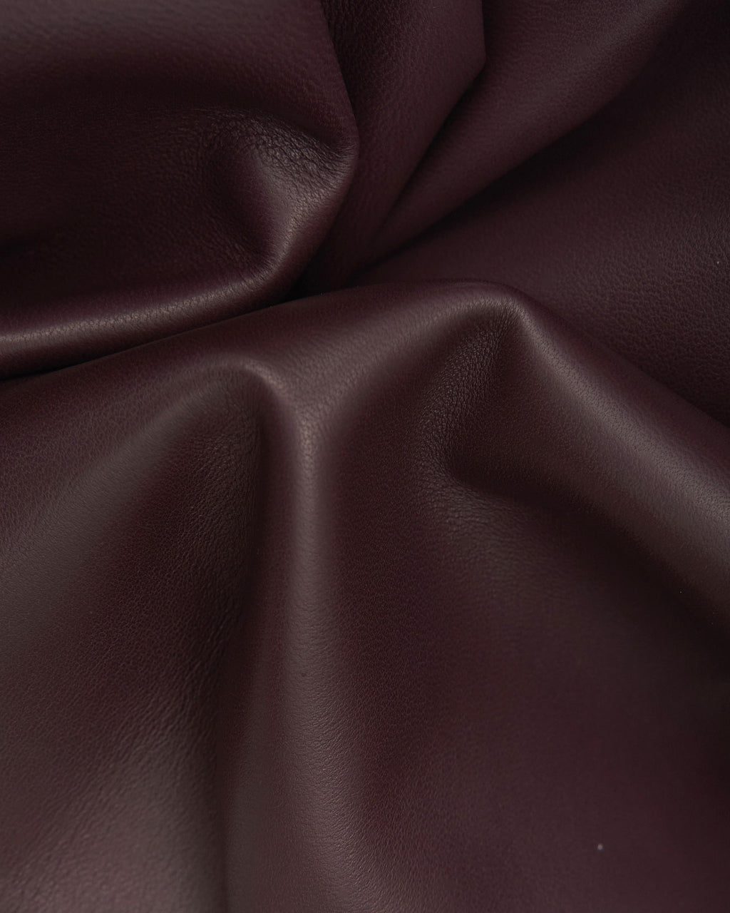 Purple smooth leather skin, super soft lambskin NAPPA, sheepskin for GARMENTS and diy projects B7600-TU La Garzarara