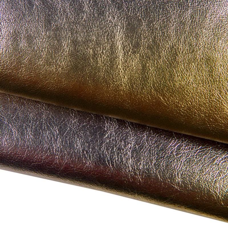 Color-shifting goatskin leather hide, shiny iridescent finish with gold pink purple reflections B16954-MT La Garzarara