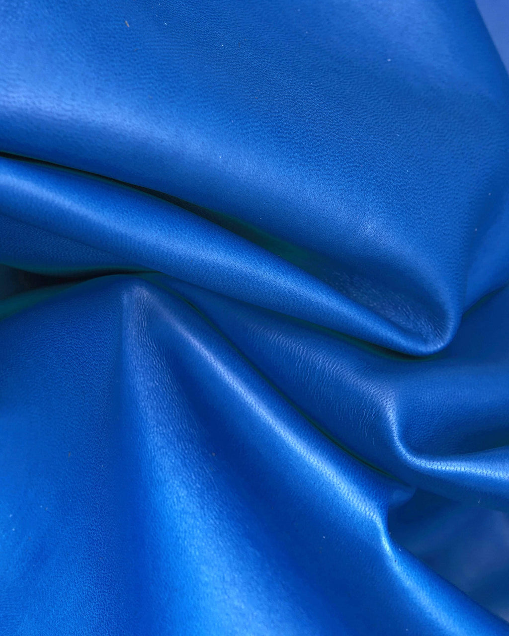 Dark navy soft lambskin leather, Blue NAPPA lamb, smooth supple lamb, sheepskin hide for GARMENTS, 0.7 - 0.8 mm B17599-TU La Garzarara