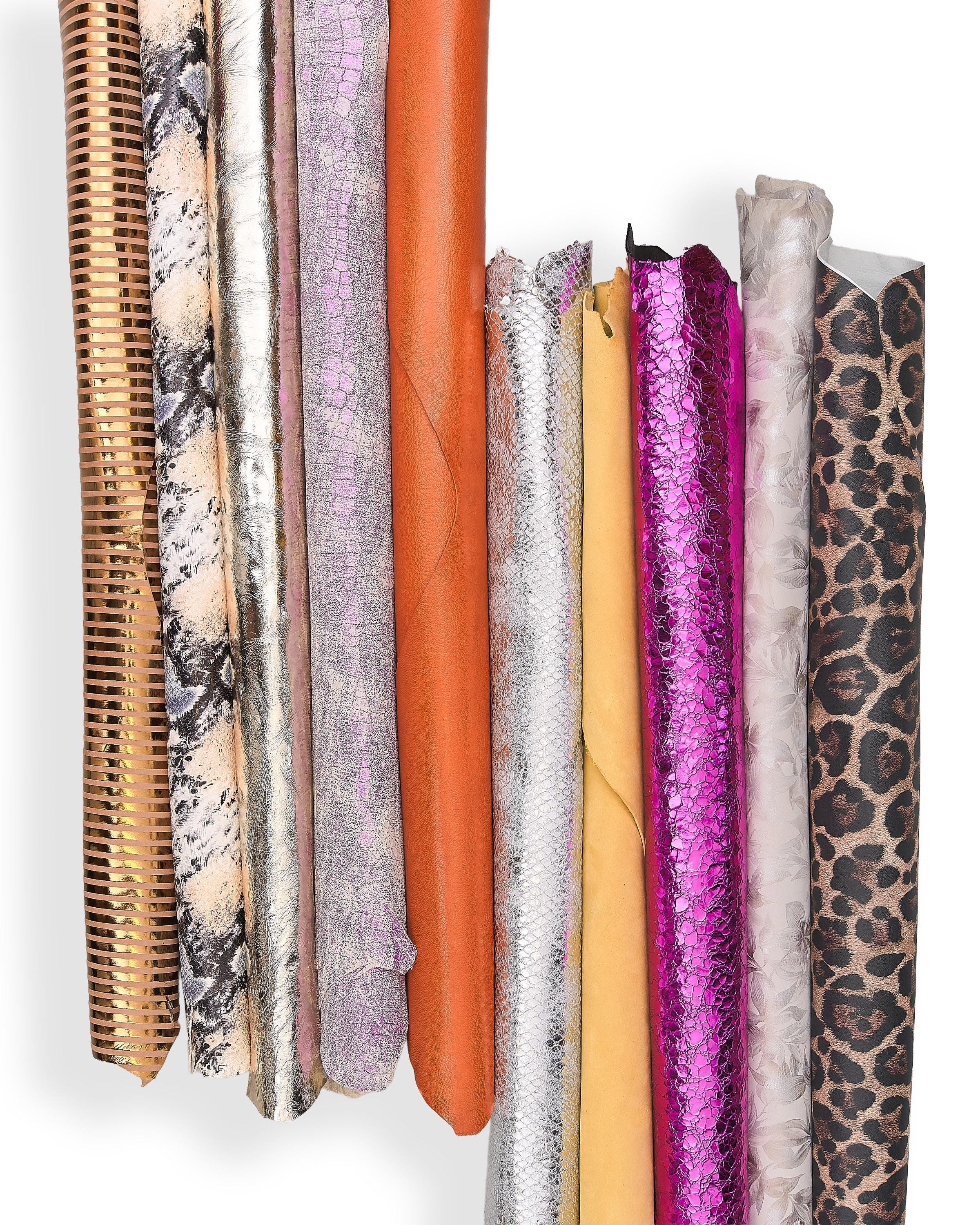Lot of remnants leather skins, assortment of Printed metallic reptile textured, bundle colorful leather hides B149 La Garzarara