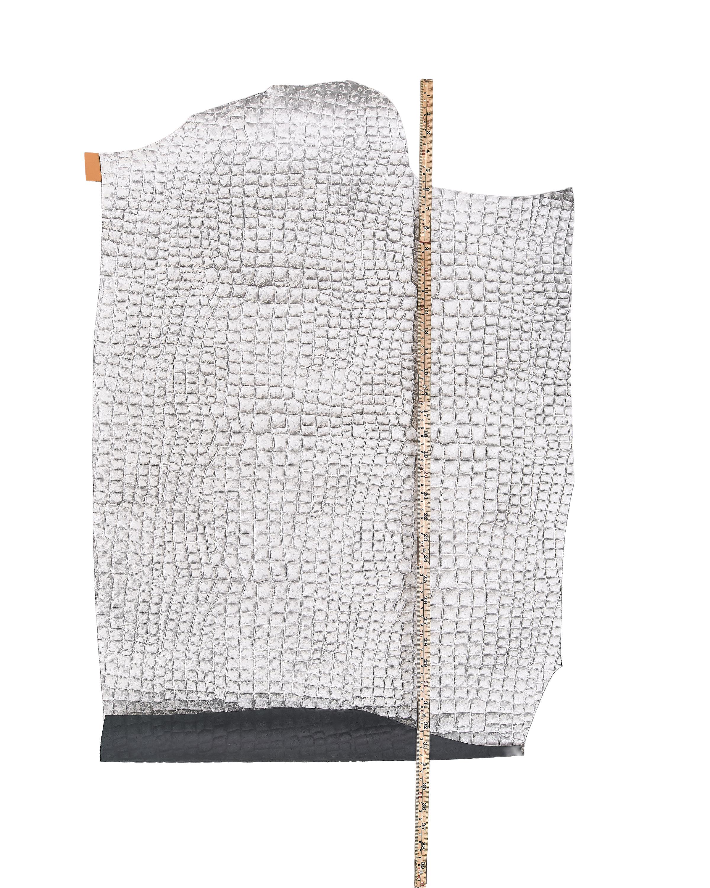 Silver white CROCODILE embossed leather hide, metallic GLITTER cowhide, elegant calfskin medium softness B18153-MT(st) La Garzarara