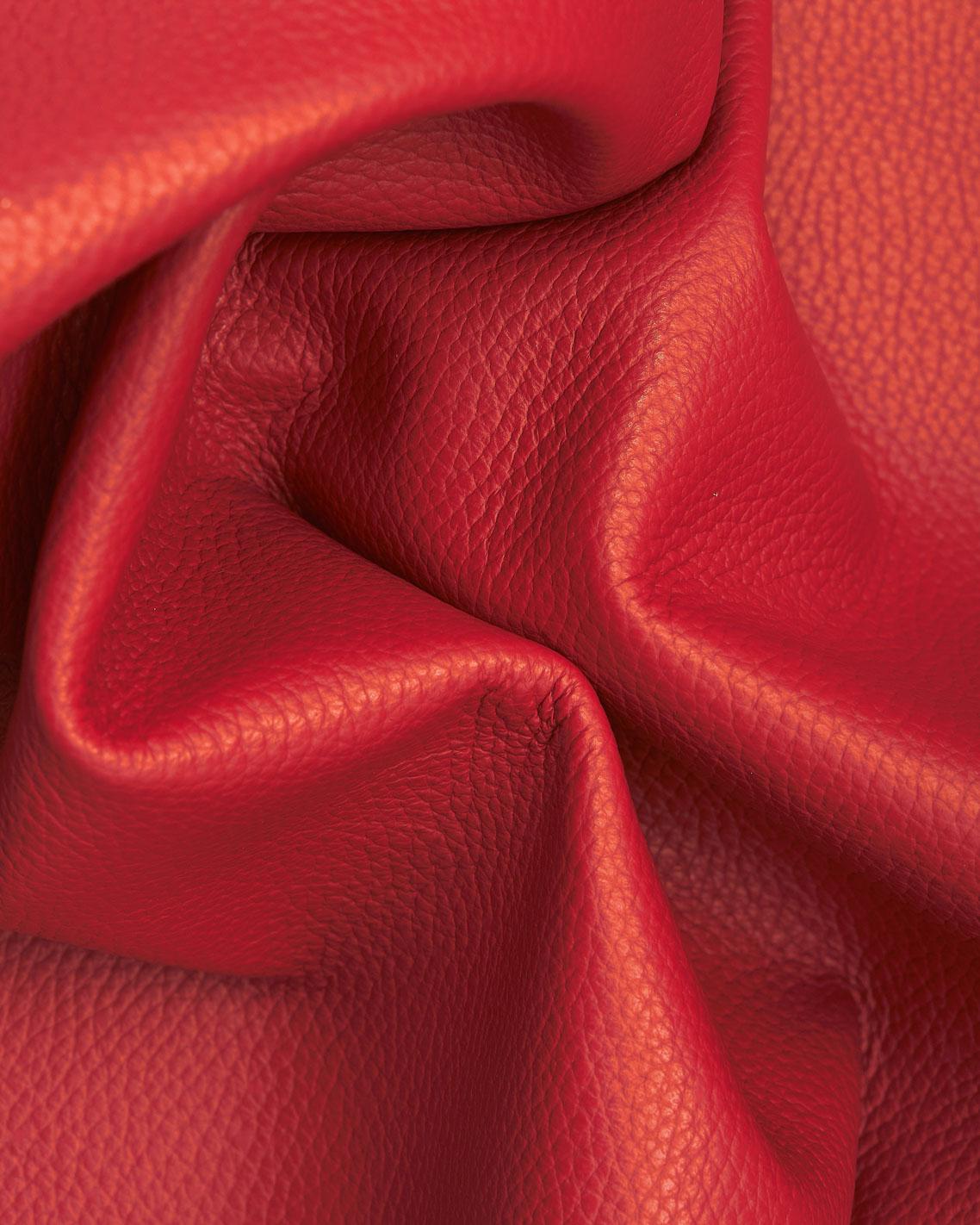 Red PEBBLE GRAIN printed leather hide, light grainy soft embossed calfskin, sporty cowhide 0.7 - 0.9 mm B17406-TU La Garzarara
