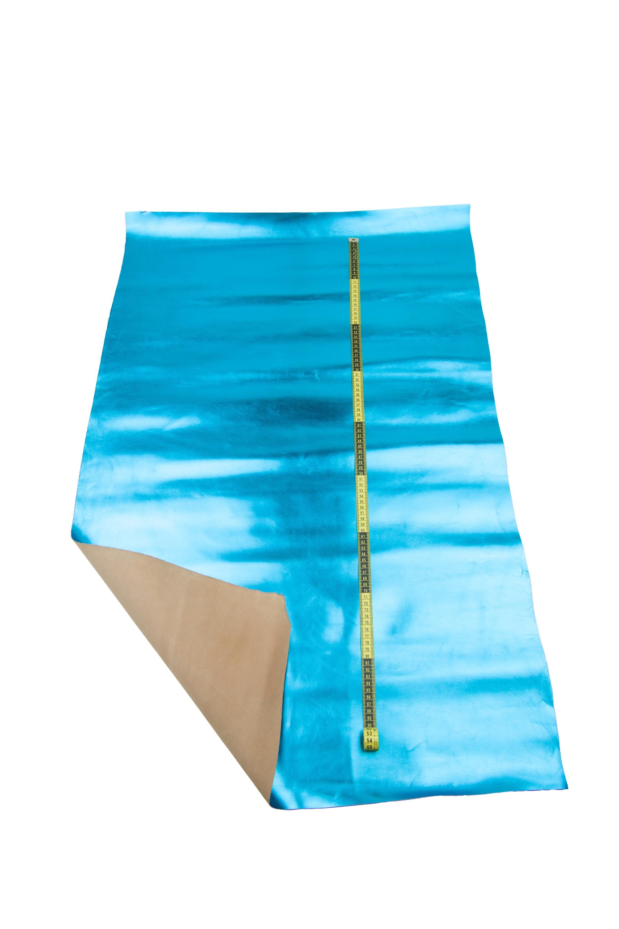 Light blue METALLIC leather hide, SMOOTH bright goatskin, glossy sparkle soft hide, 0.6 - 0.7 mm B8087-MT La Garzarara